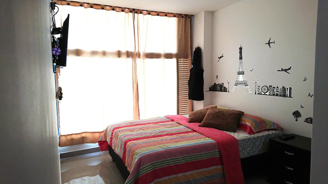 Apartasuites Medellin Los Molinos Buitenkant foto