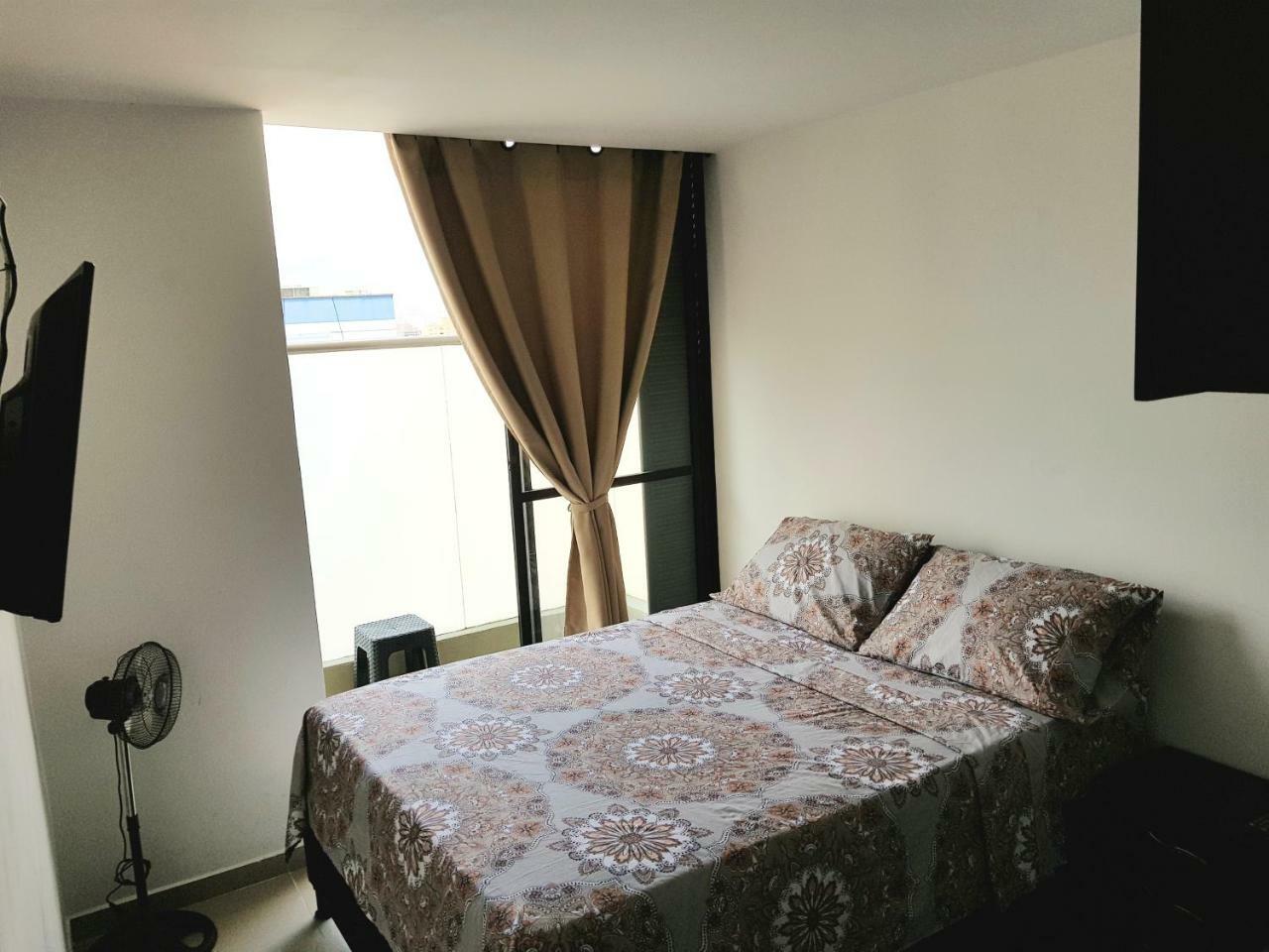 Apartasuites Medellin Los Molinos Buitenkant foto